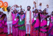 Rashtriya Sanskriti Mahotsav concludes on a grand note with performances from classical music maestros Dr L Subramaniam & Kavitha Krishnamurthy! Rashtriya Sanskriti Mahotsav concludes on a grand note with performances from classical music maestros Dr L Subramaniam & Kavitha Krishnamurthy!