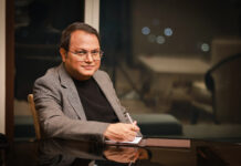 Vibhu Agarwal Explains OTT Industry Transformations and Innovations Ahead Vibhu Agarwal Explains OTT Industry Transformations and Innovations Ahead