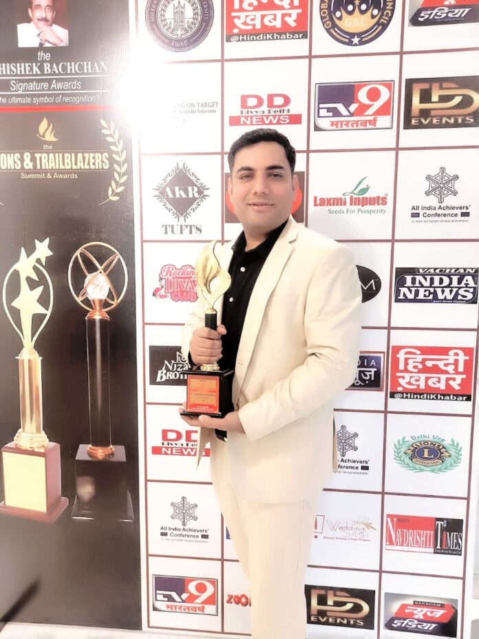 Save Earth Activist Sandeep Choudhary has been Awarded by Icons & Trailblazers Awards