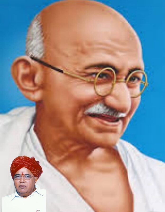 Essay competition on 'Mahatma Gandhi' by social organization Gandhi Vichar Manch