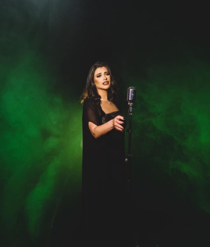 Know about Leen Al Faqih - The dazzling Palestinian Singer and Activist who has struck a chord with her Audience!
