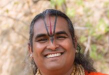 “Drench yourself in the colour of the Lord.” – Paramahamsa Viswananda “Drench yourself in the colour of the Lord.” - Paramahamsa Viswananda