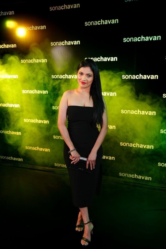 A World of Sartorial Splendor: Sona Chavan's Fashion Blog Hits The Runway