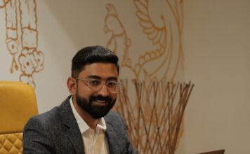 Vikas Alagarsamy: A Photographer with a Passion for Capturing Life’s Beauty Vikas Alagarsamy A Photographer with a Passion for Capturing Life's Beauty