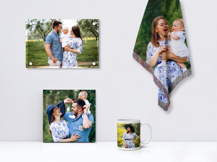 Beyond Chocolates & Roses: CanvasChamp Presents Personalized Gifts for Valentine's Day