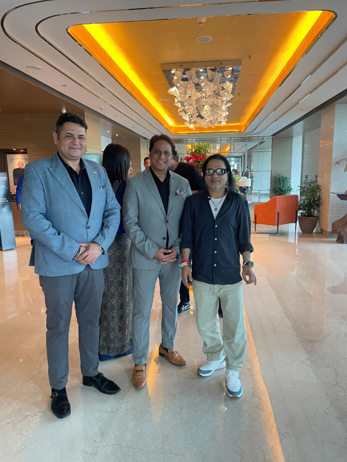 Kailash Kher Stays at Radisson Blu Pune Hinjavadi