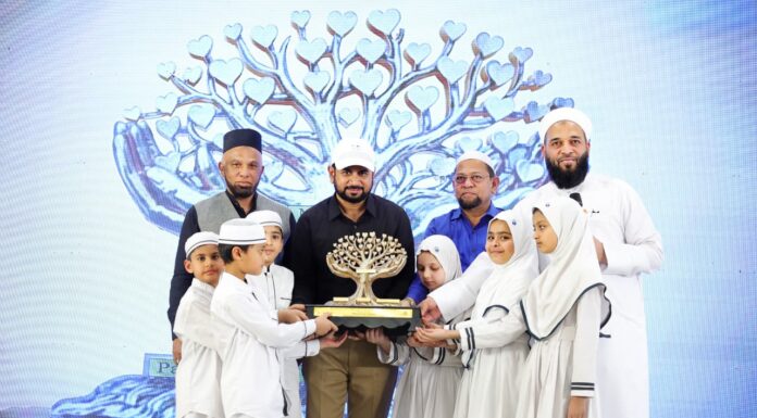 MS Education Academy Honours Munawar Zama with Murabbi Award on Himmat Day